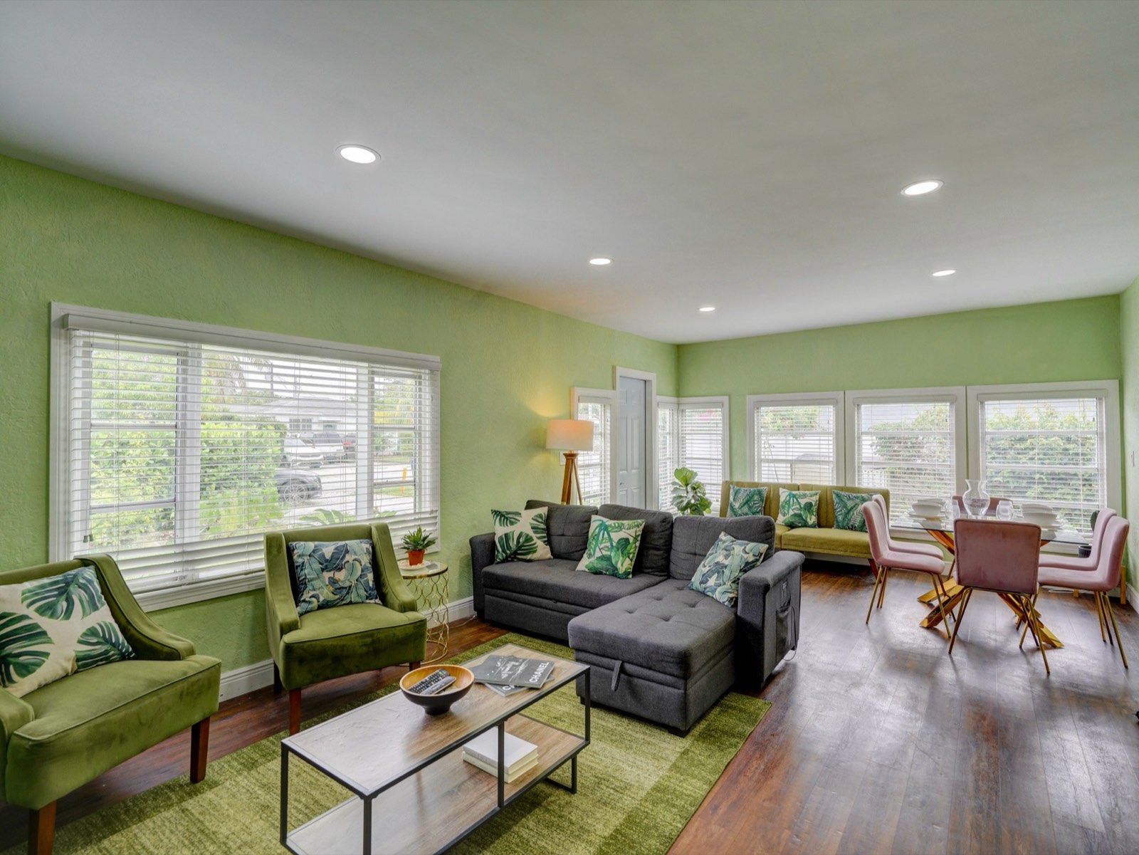 Casa Bonita open plan living space