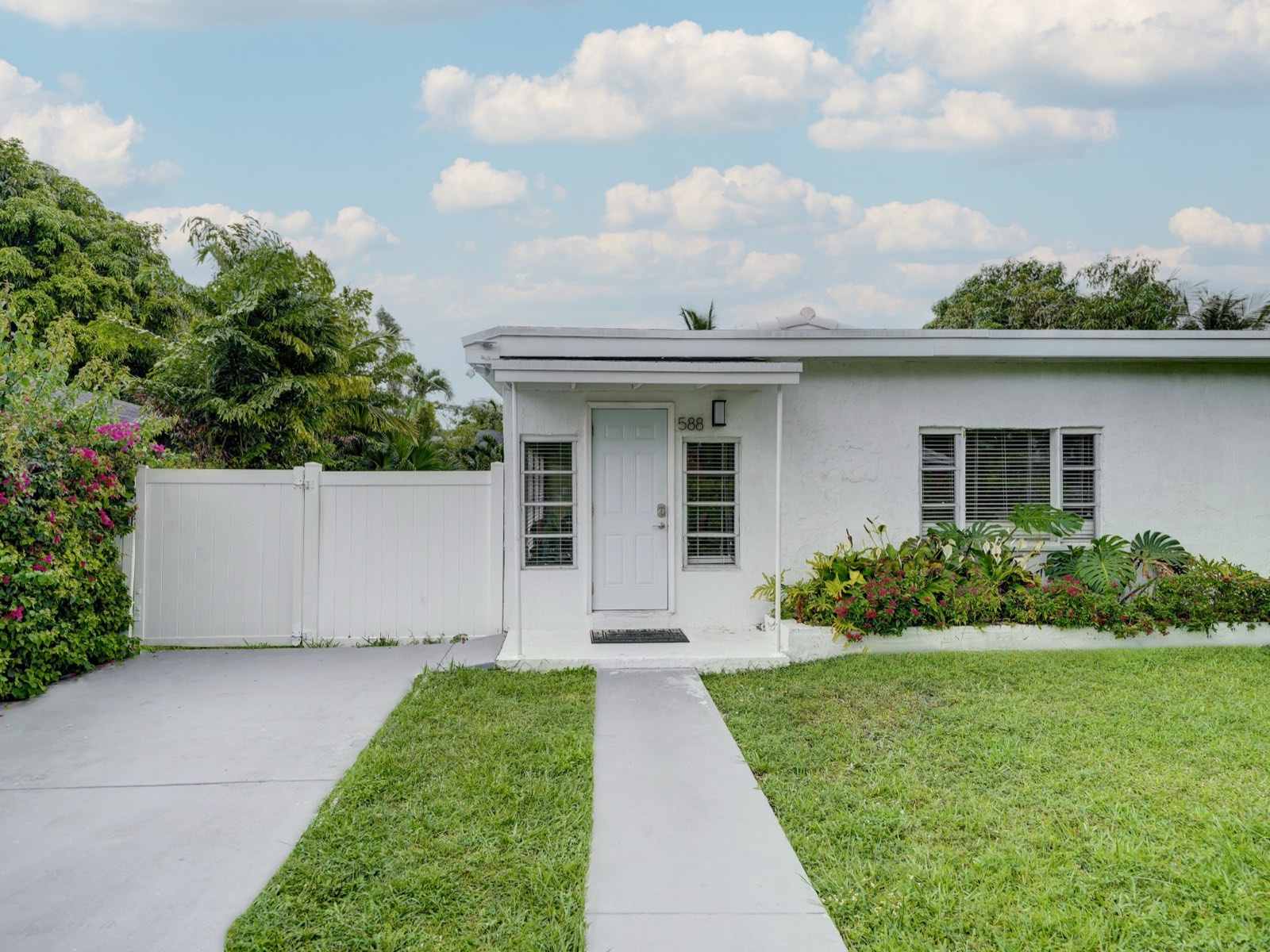 Casa Bonita tropical landscaping